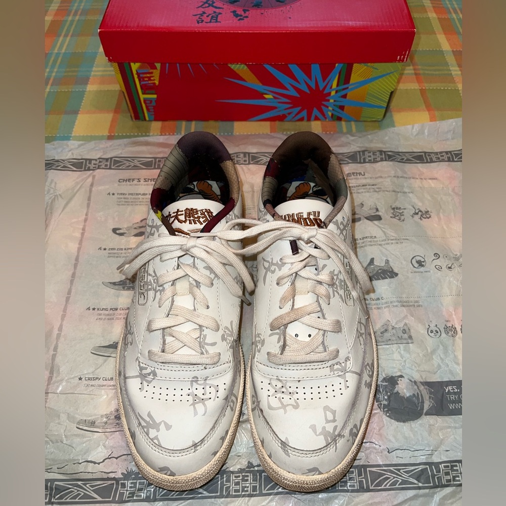 Reebok Kung Fu Panda Graphic Sneakers
